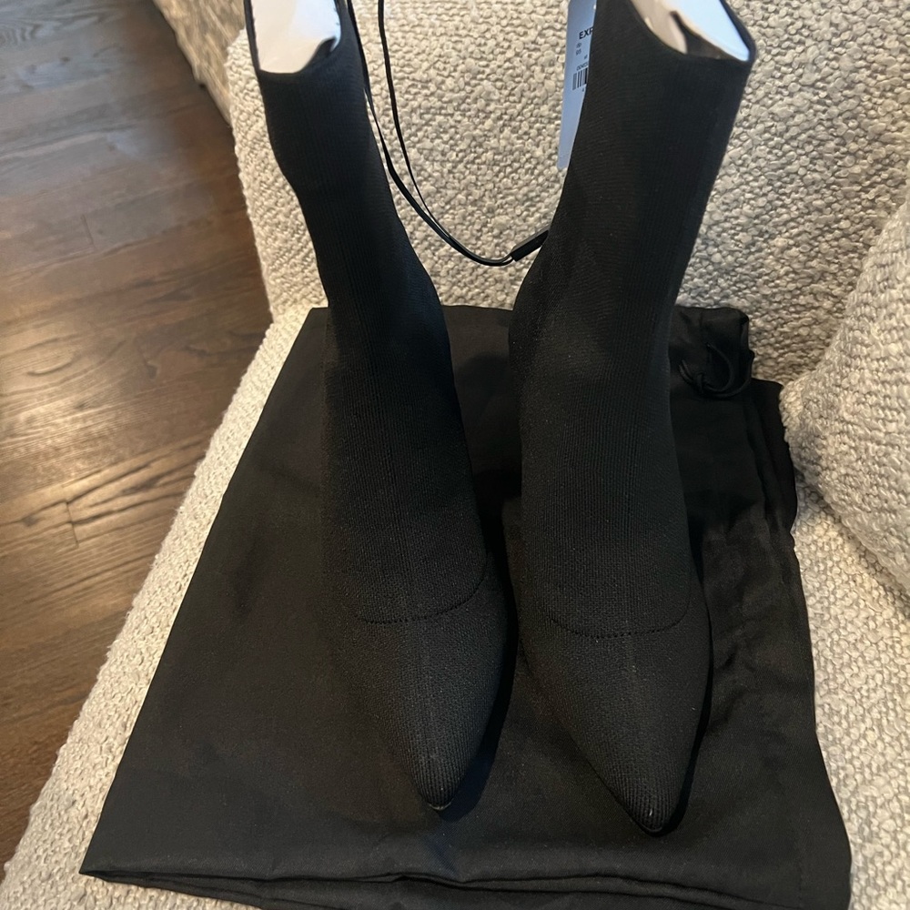 Brand New Black Boots size 6